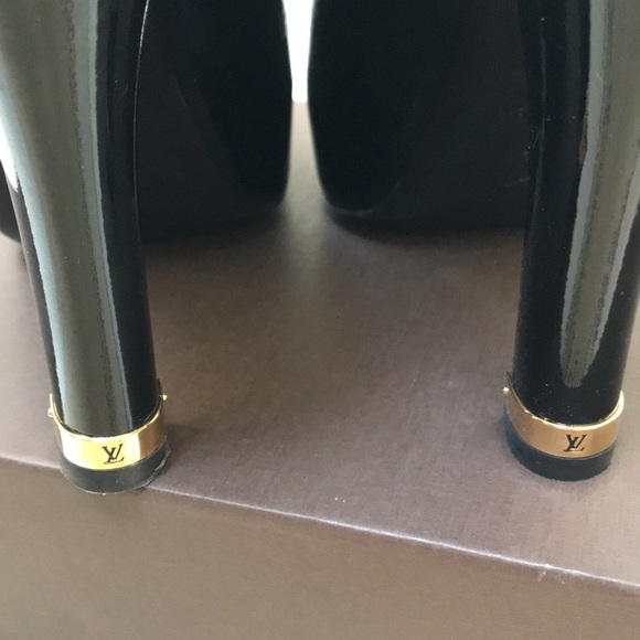 Louis Vuitton pumps size 38.5, maroon color - Picture 10 of 12